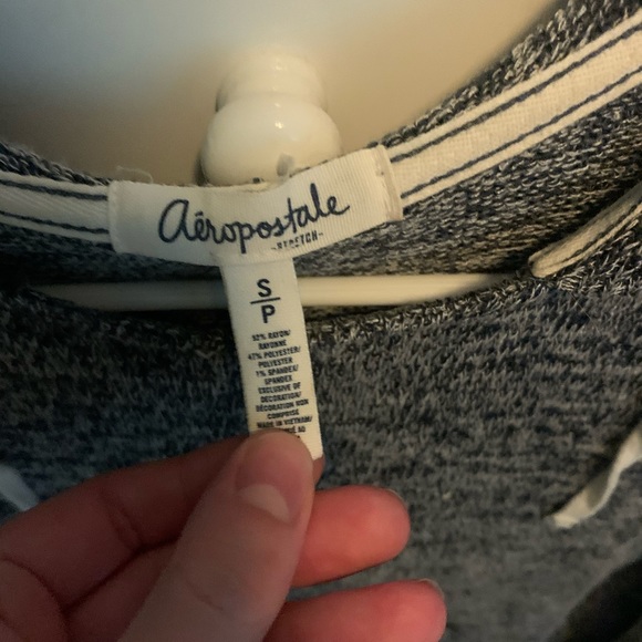 Aeropostale Hoodie - Picture 2 of 5